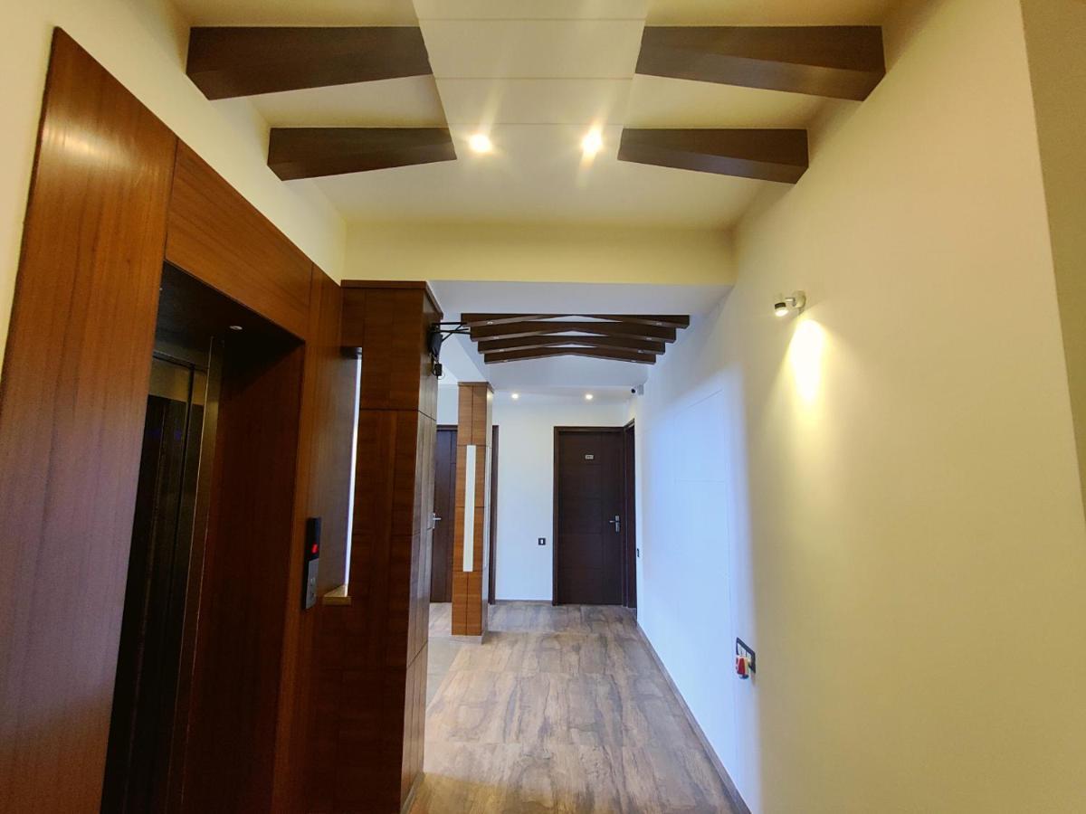 Hotel The Shacon Noida Zewnętrze zdjęcie