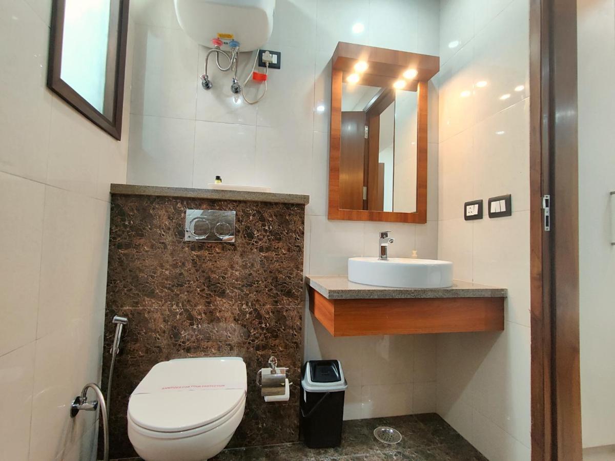 Hotel The Shacon Noida Zewnętrze zdjęcie